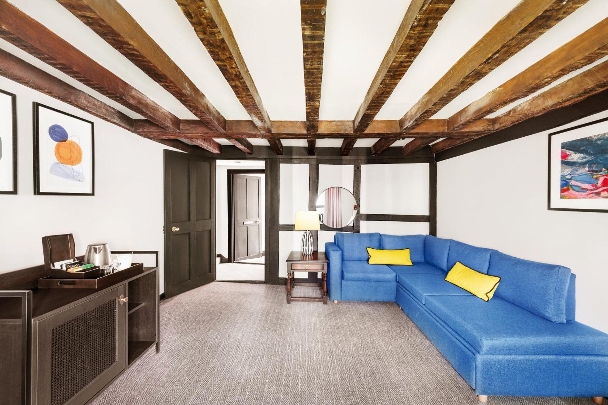Voco Lythe Hill Hotel & Spa By Ihg Haslemere Extérieur photo