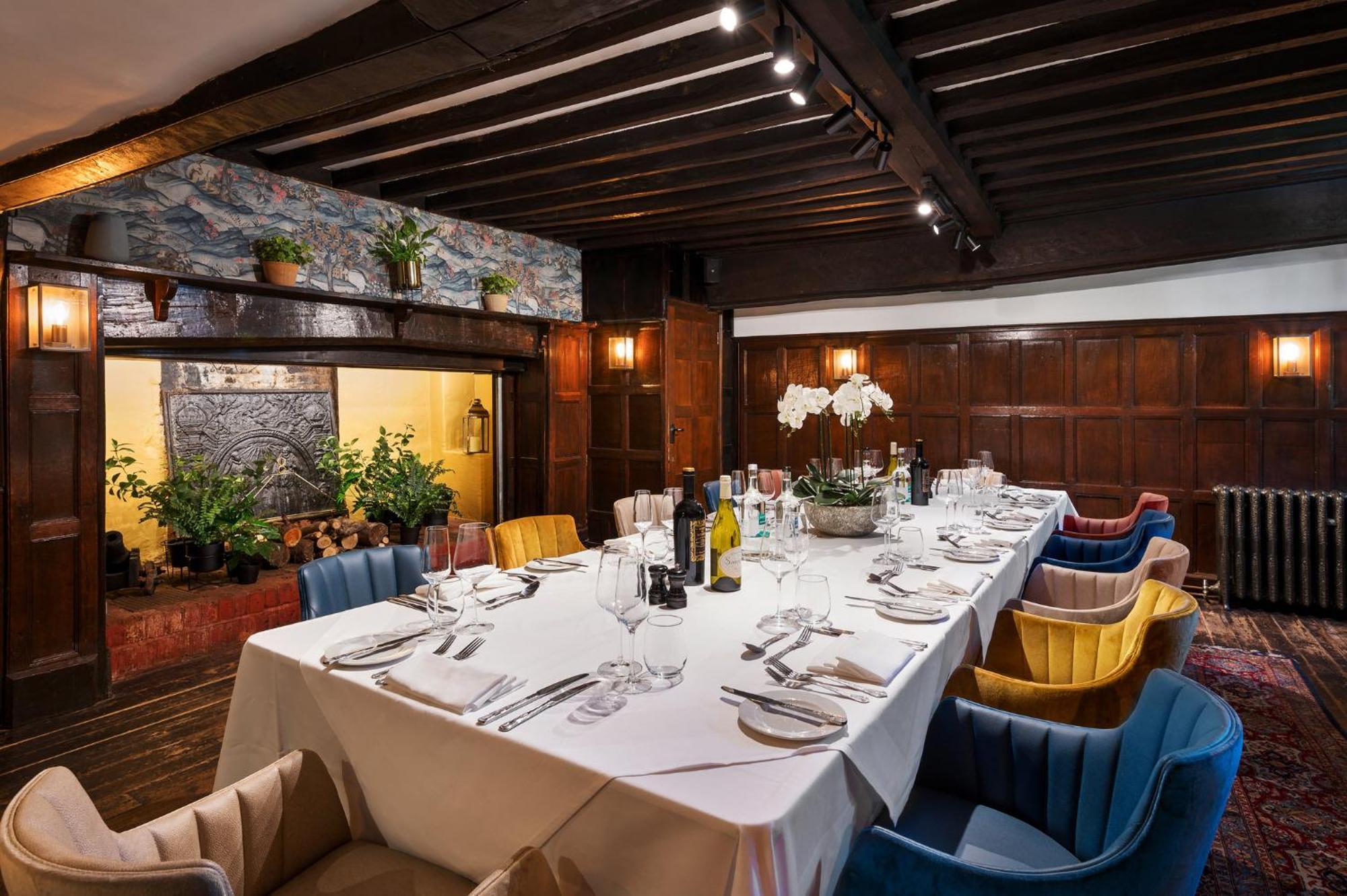 Voco Lythe Hill Hotel & Spa By Ihg Haslemere Extérieur photo
